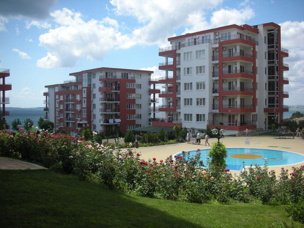 Marina Panorama Grand Resort Private Apartments Sveti Vlas Exterior foto